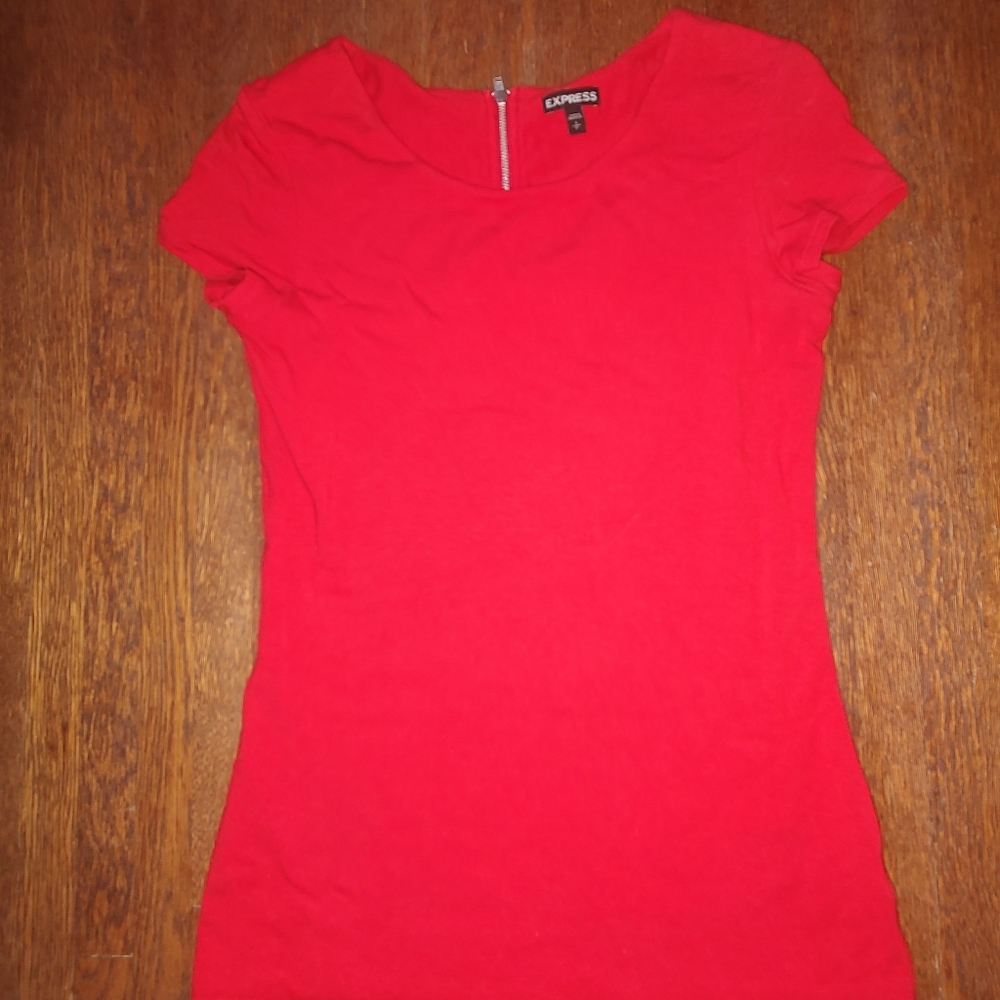 Express red zipper top size small